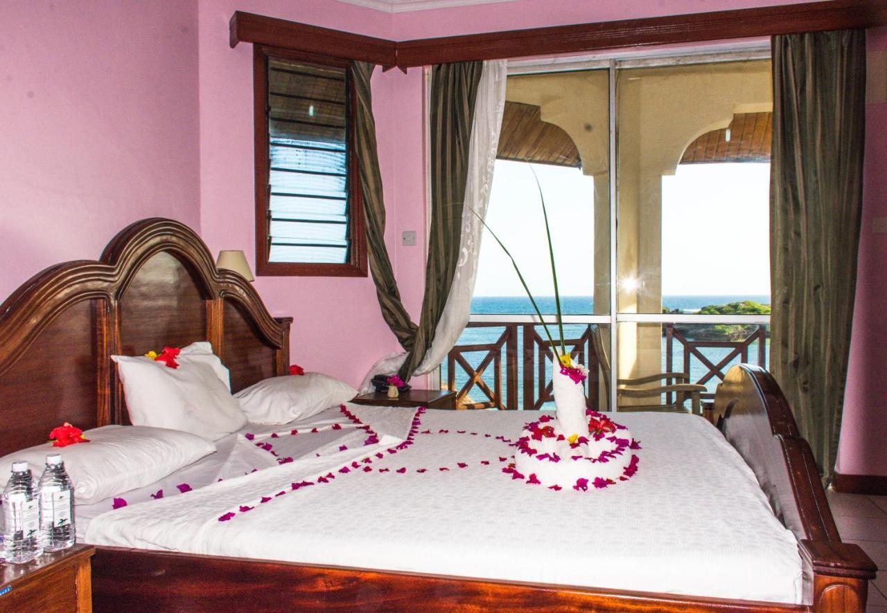 Watamu Adventist Beach Resort Exterior foto